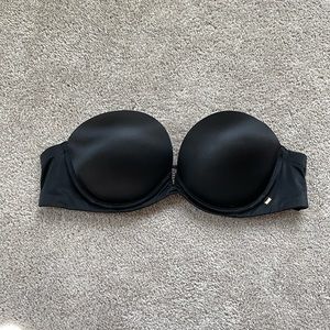 Victoria’s Secret Strapless Bra